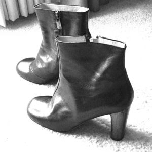 Women’s ankle boots by Carlo Pazolini